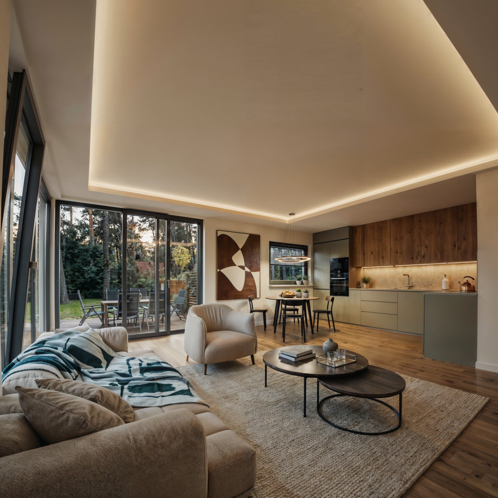 PALIS / FAMILY HOUSES