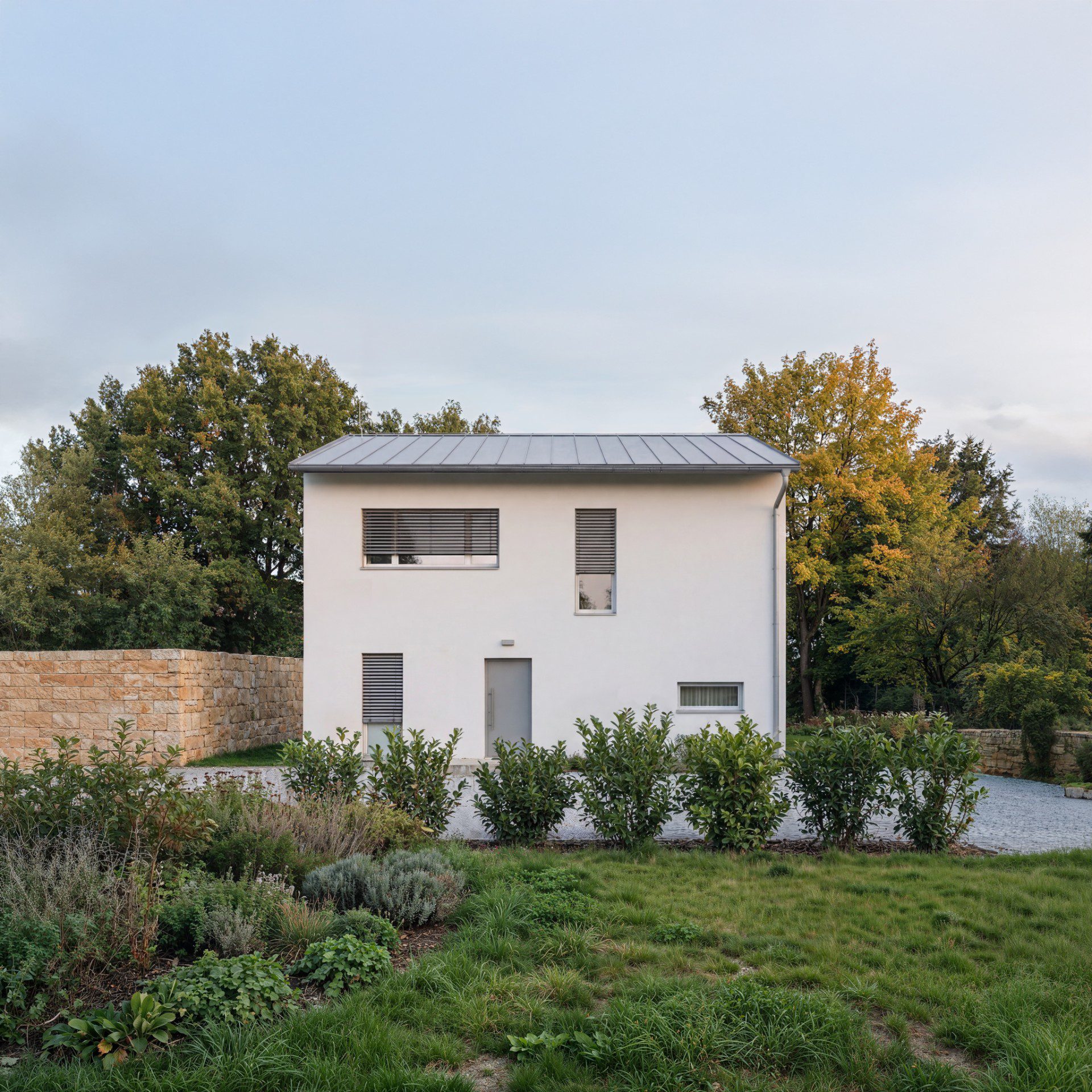 PALIS / FAMILY HOUSES
